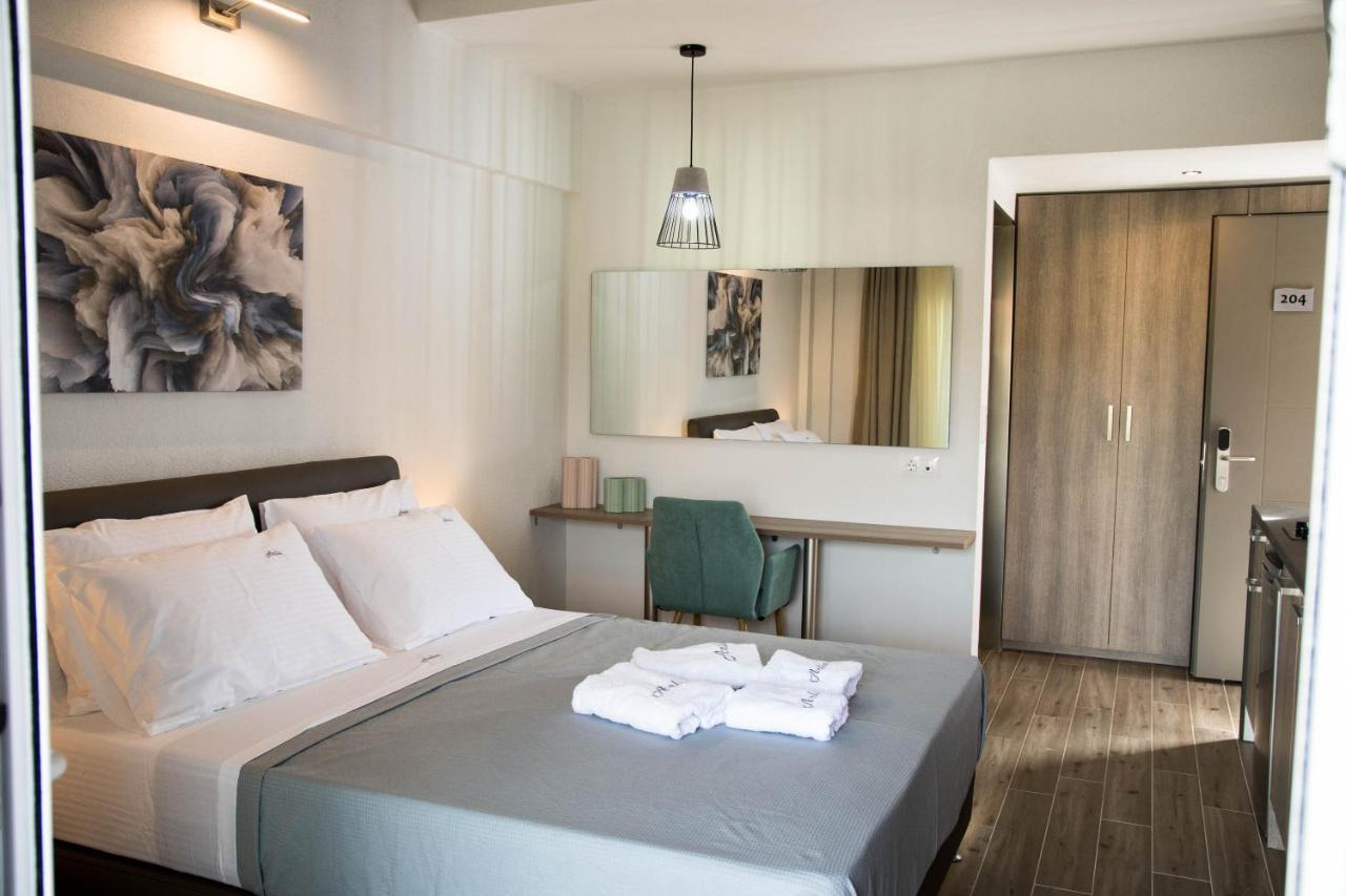 Aelia Luxury Apartments Nikiti  Eksteriør billede