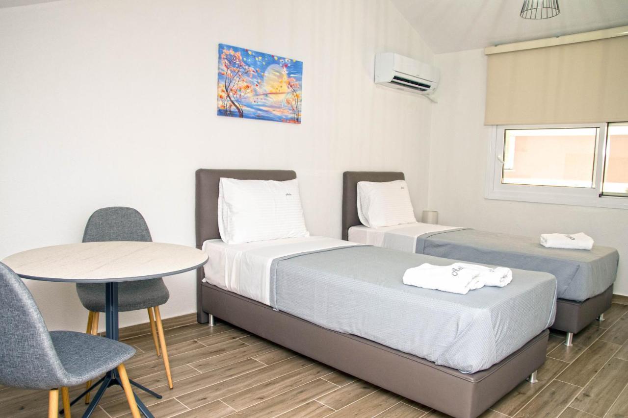 Aelia Luxury Apartments Nikiti  Eksteriør billede